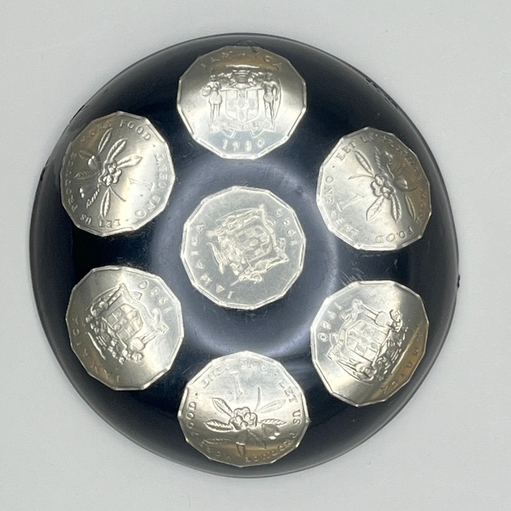 Vtg‎ Jamaica 1980 One Cent Coin Lucite Dome Paperweight Desk Decor Black 3.25"